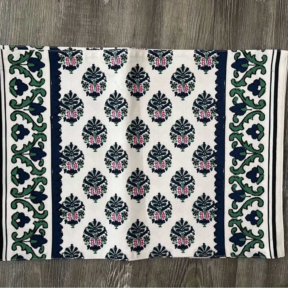 Placemats set of 4 Indian Blockprint Damask